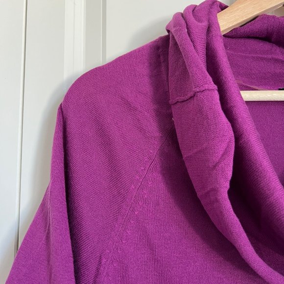 Jacob Capelet/Poncho sweater - Picture 2 of 8